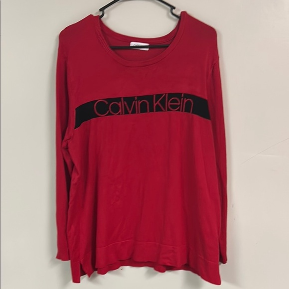 Calvin Klein Women's Red Sweater - Picture 1 of 4